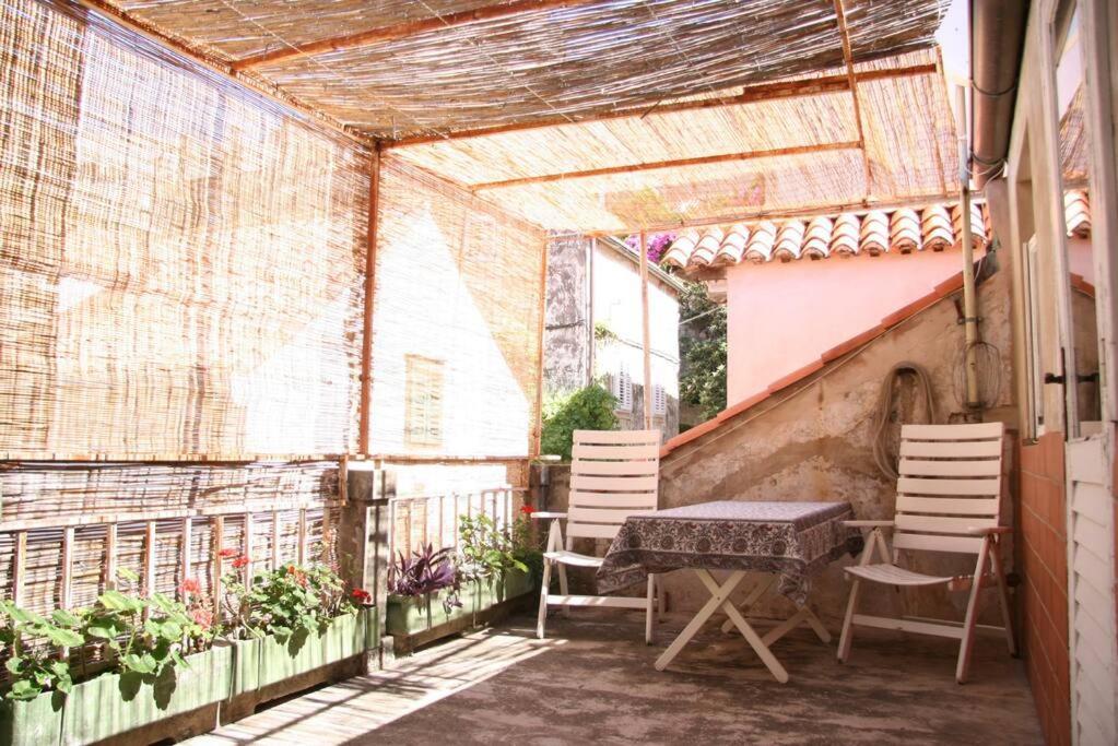 1-Bdrm With Terrace In The Old Town Apartman Dubrovnik Kültér fotó